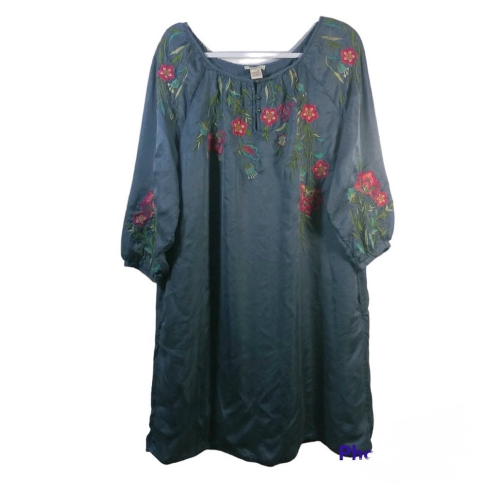 Sundance Drifting Blossoms Blue Dress with Floral Embroidery Large